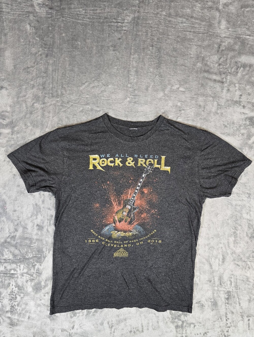 Rock & Roll Hall Of Fame Inductees 1986 - 2018 Cleveland Ohio T Shirt Size Med